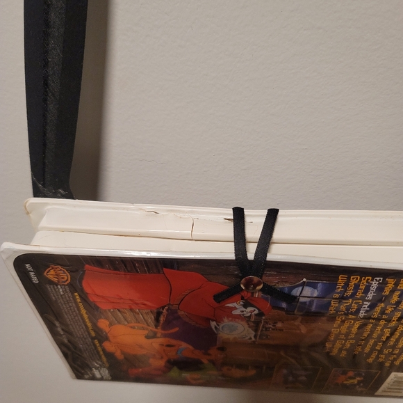 Scooby-Doo Spookiest Tales Upcycled Y2K 2001 VHS Shoulder Bag Purse - Picture 8 of 9